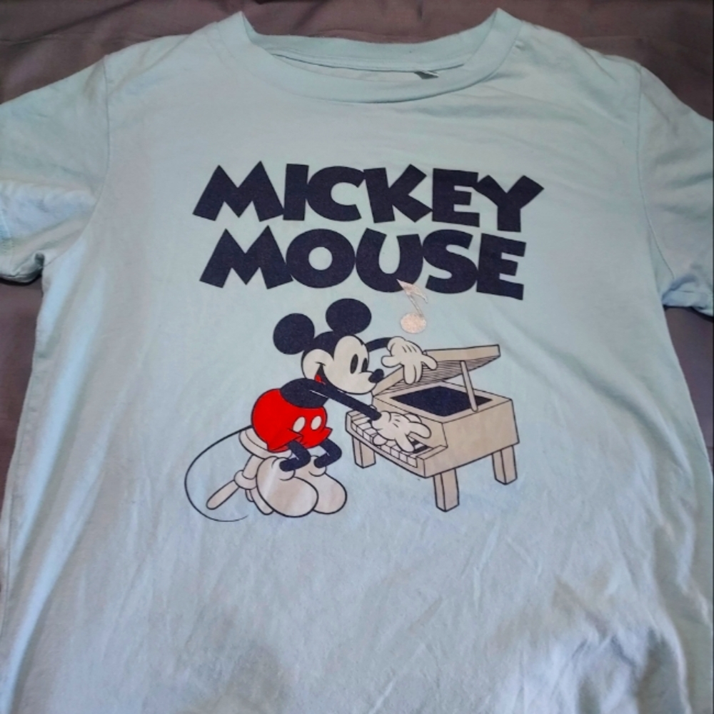 Woman's Disney Short Sleeve Tee